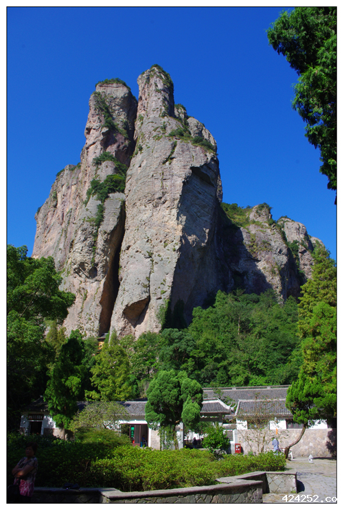 2013年公司全体员工雁荡山二日游