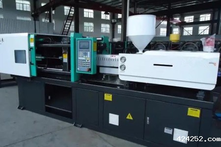 PVC管接头注塑机启动前需要做哪些准备工作?