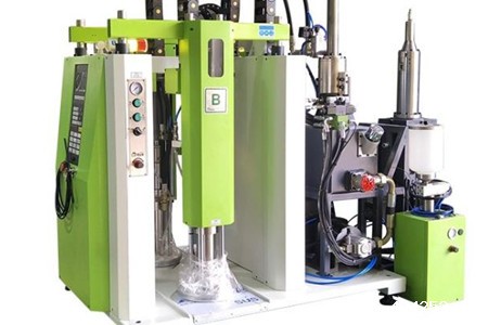 高精密微型注塑机的结构特点和使用方法