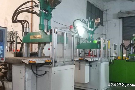 立式高速注塑机如何控制温度?掌握这四点!