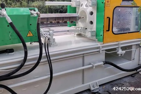 大型二板注塑机导轨腐蚀了如何修复?